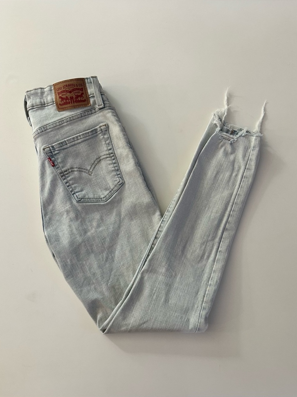 Levi’s 721 High Rise Skinny Jeans Women size 28 Light Wash